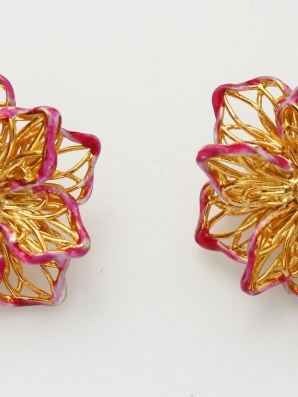 SCREW BACK EARRINGS, flowers with pink crystals